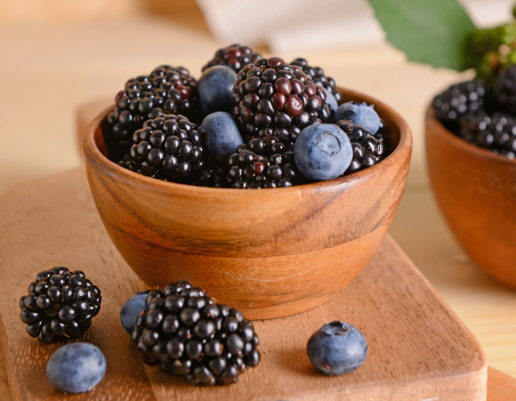 Anthozyane in Beeren ‒ die Kraft der dunklen Pflanzenfarbstoffe