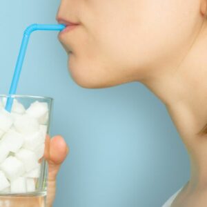 Faktencheck: Ernährungsmythen, die Sie kennen sollten – Teil 2: 5 Mythen von Zucker bis Wasser