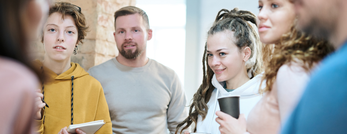 Lerngruppe der Deutschen Heilpraktikerschule