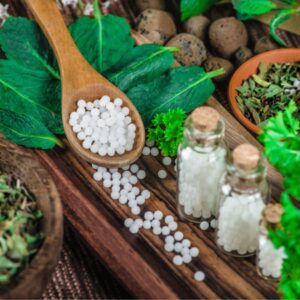 Was bedeutet die Erstreaktion in der Homöopathie?